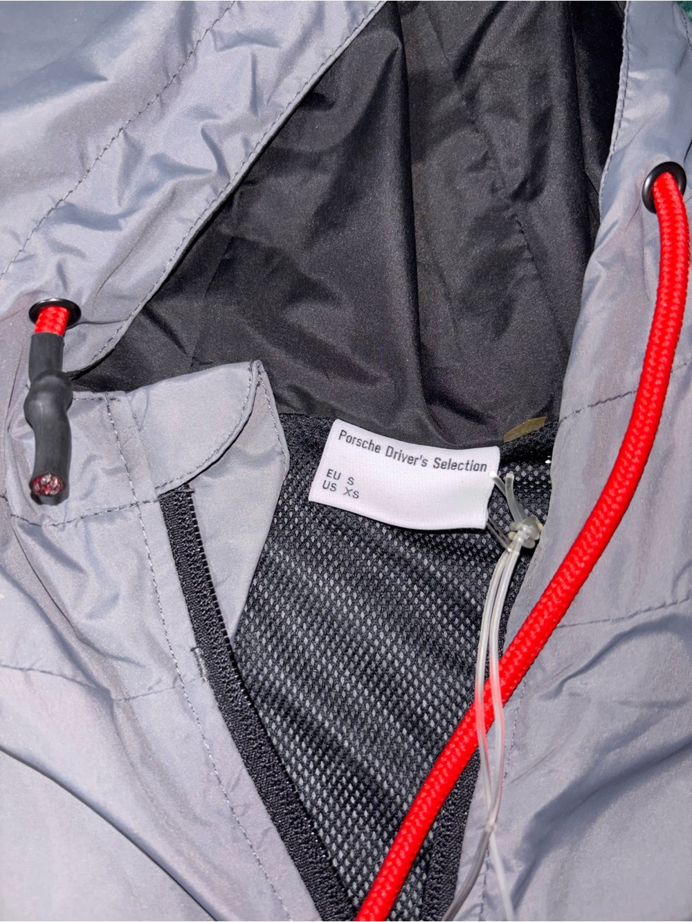 NWT Porsche Driver's Selection "Racing Collection" - Picture 5 of 5